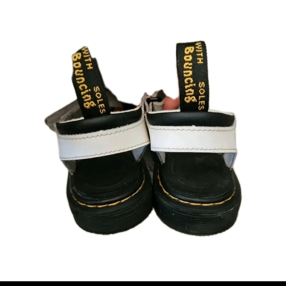 Dr. Martens Kids White Leather Junior Vossie Trendy Strappy Sandals 1